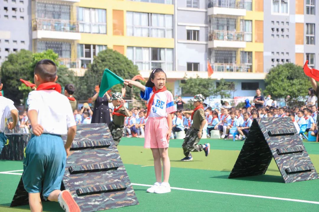 南湖小学学生开展为期10天国防教育学习体验活动并进行汇报展示