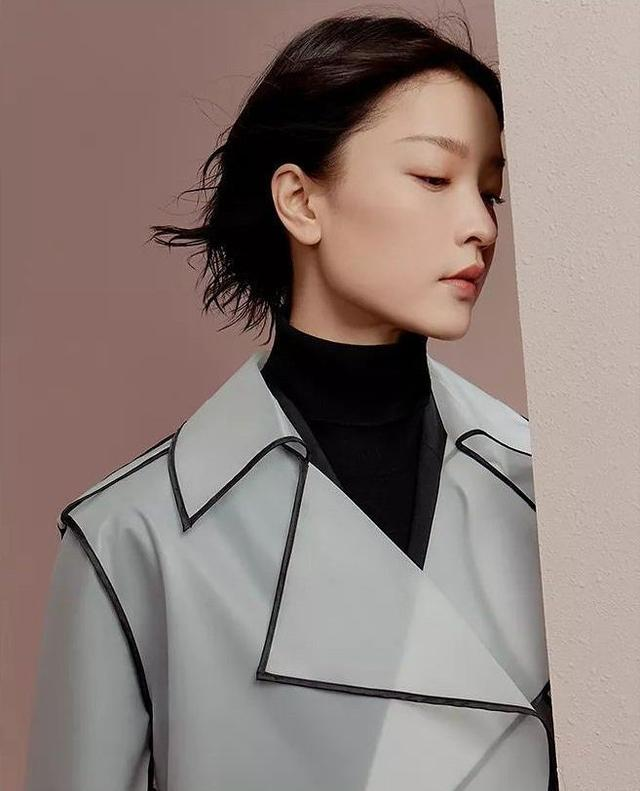 经常被夸耐看的女人(经常被夸好看的女生)