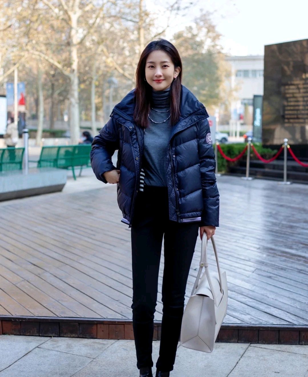 你穿对羽绒服了吗(该穿羽绒服了吗)