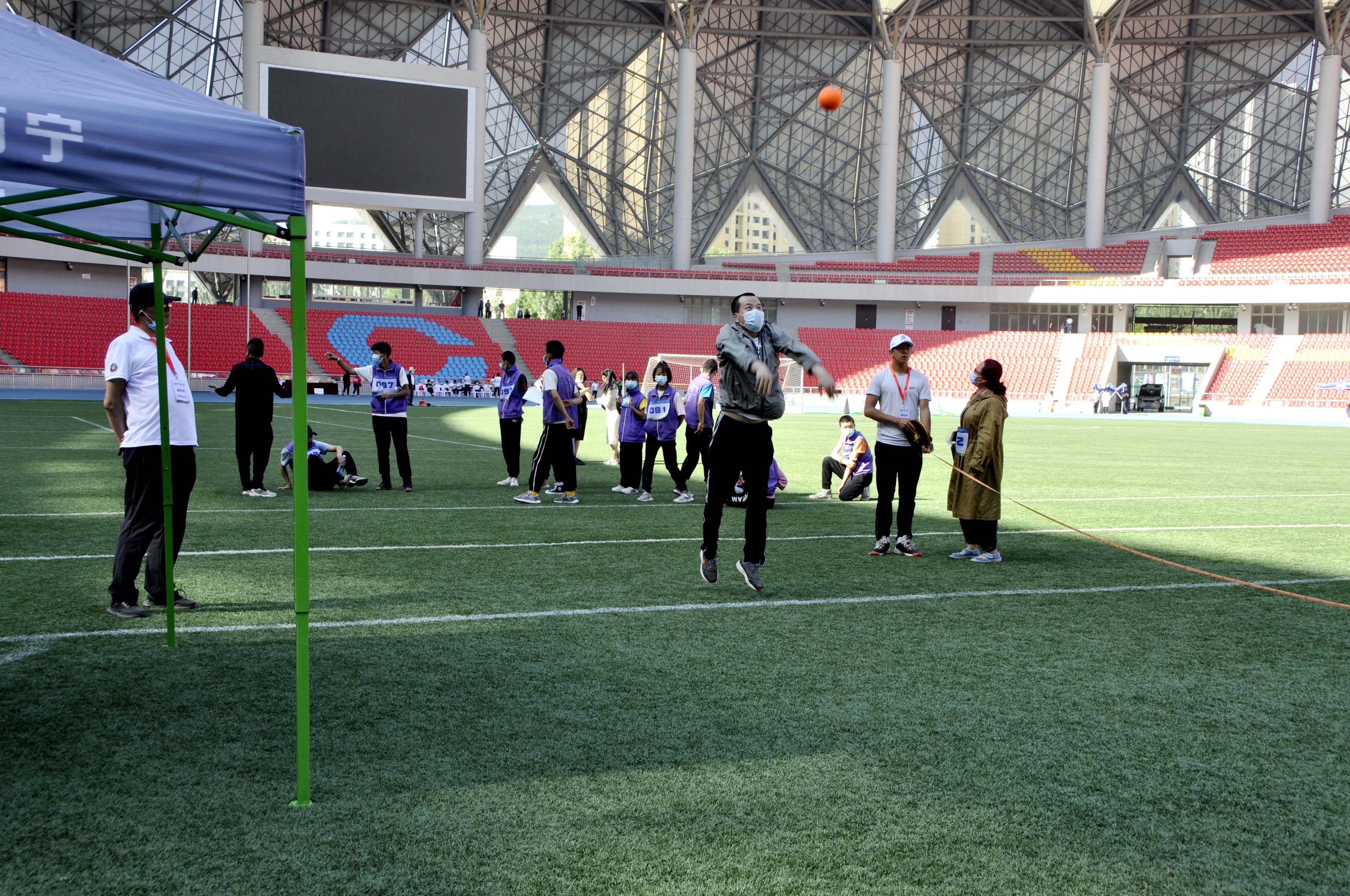 2022年西宁市残疾人运动会在青海体育中心举行