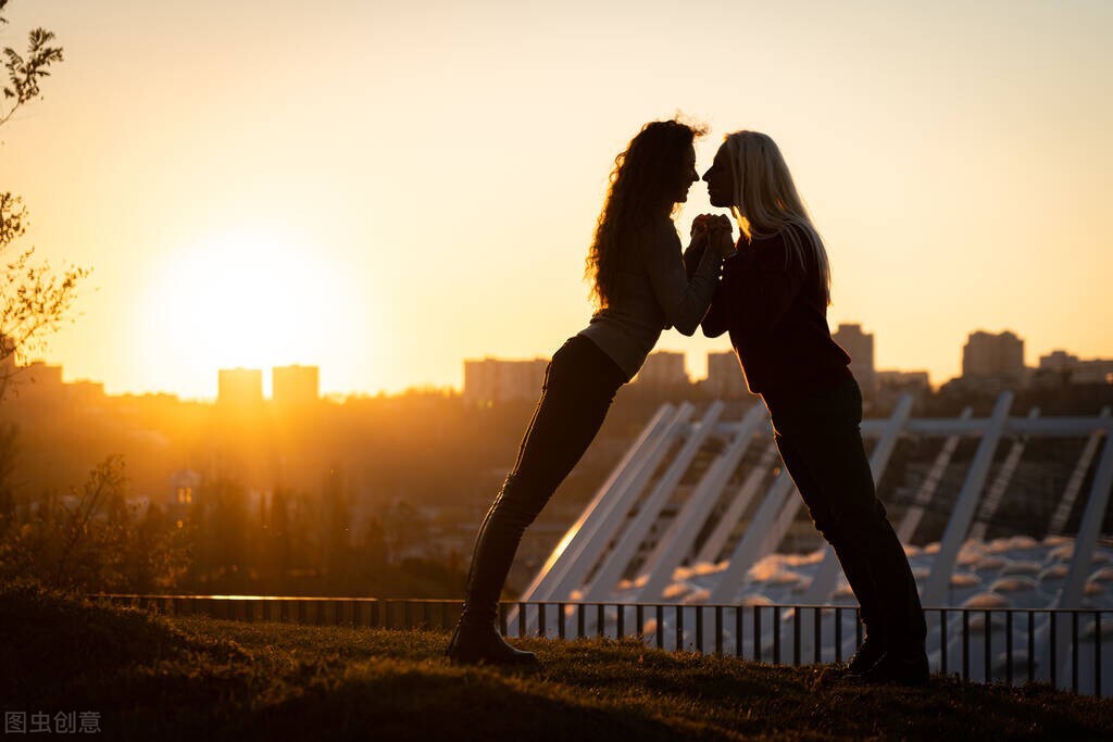 第一次判决不离婚后，等6个月起诉还是等1年后再起诉？