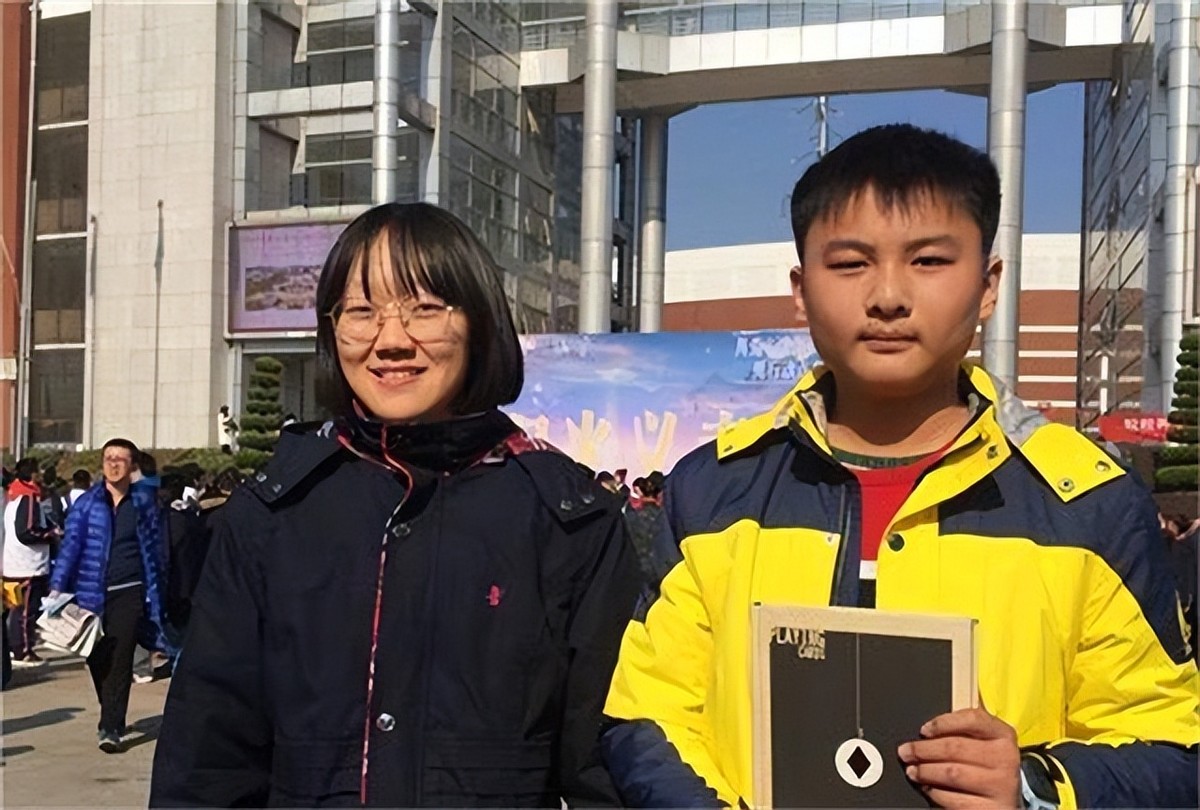 2020年湖北725分高考女状元：语文成绩十年难遇，7岁豪言结果成真