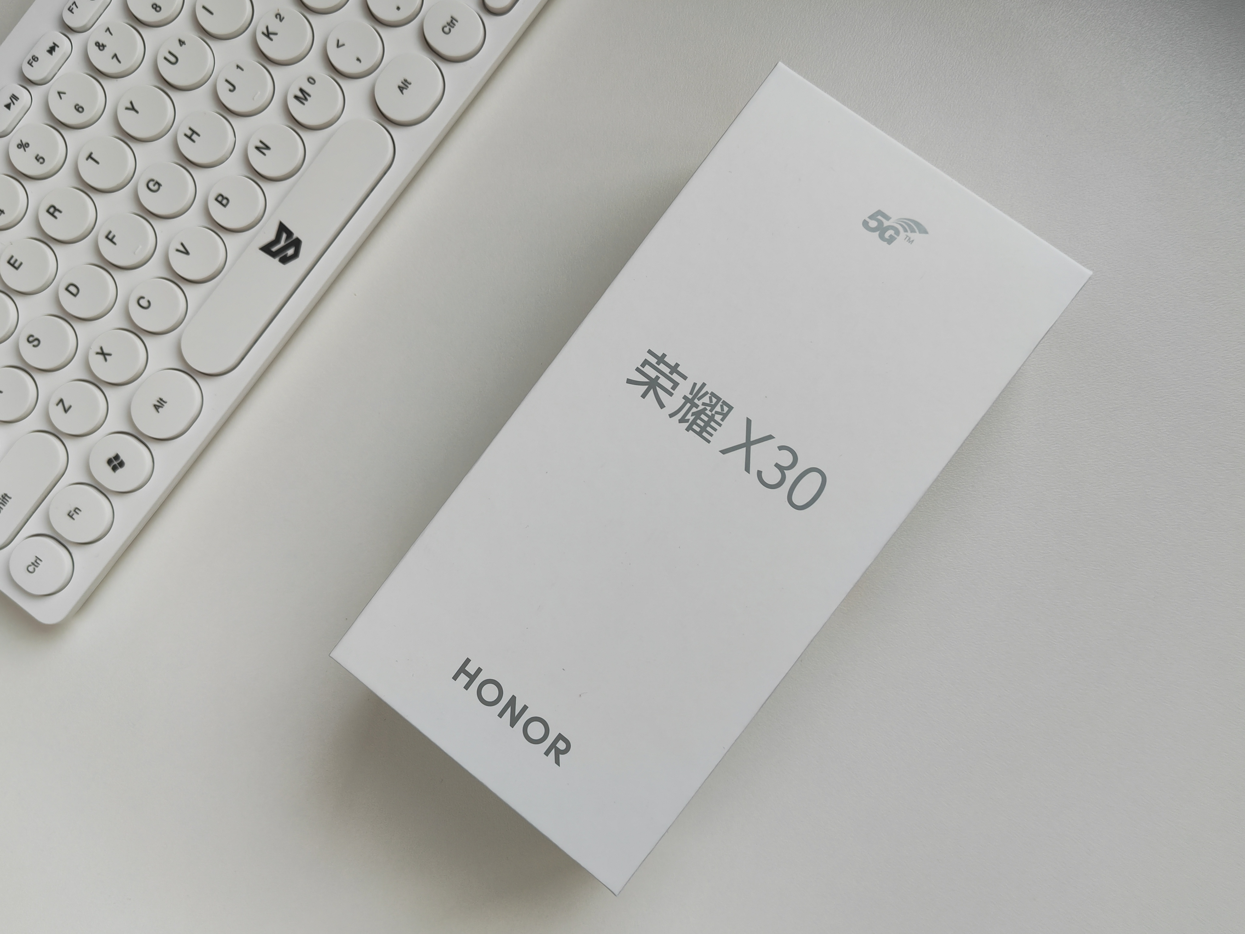 千元机美学设计新突破——荣耀X30星环相机带来更高辨识度