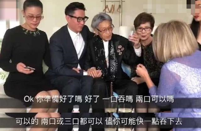 2018年傅达仁在瑞士安乐死，在欢声笑语中喝下毒药，过程催人泪下