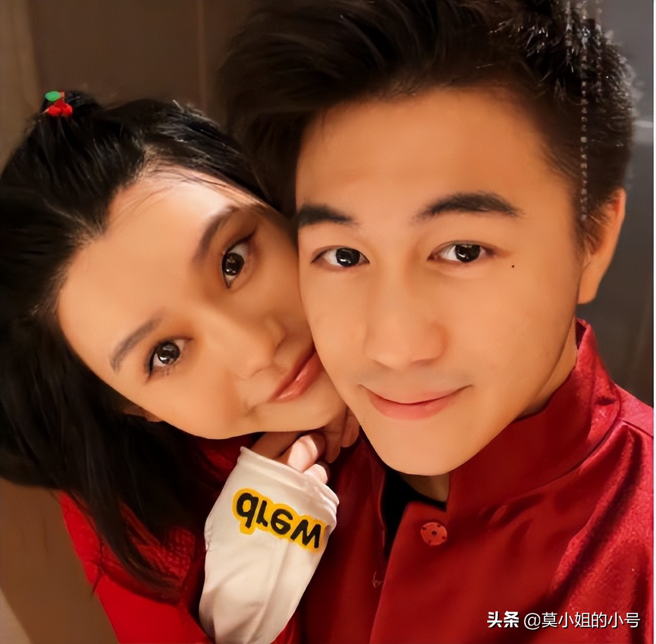 两天爆出7个瓜，股权被冻结、涉嫌偷税漏税、婚变，个个都是大瓜