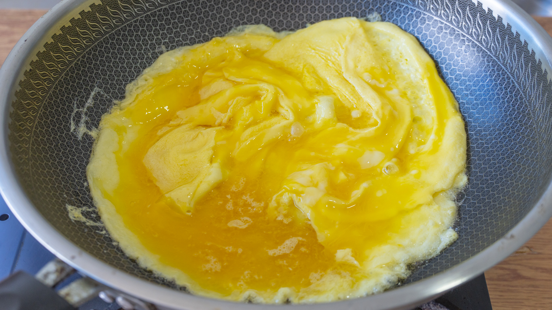廣式韭黃滑蛋的做法，鮮嫩美味不出水，在家也能做出飯店的味道