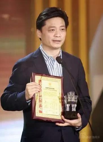 2018年，范冰冰如日中天，瞬间被崔永元射落，至今复出无望