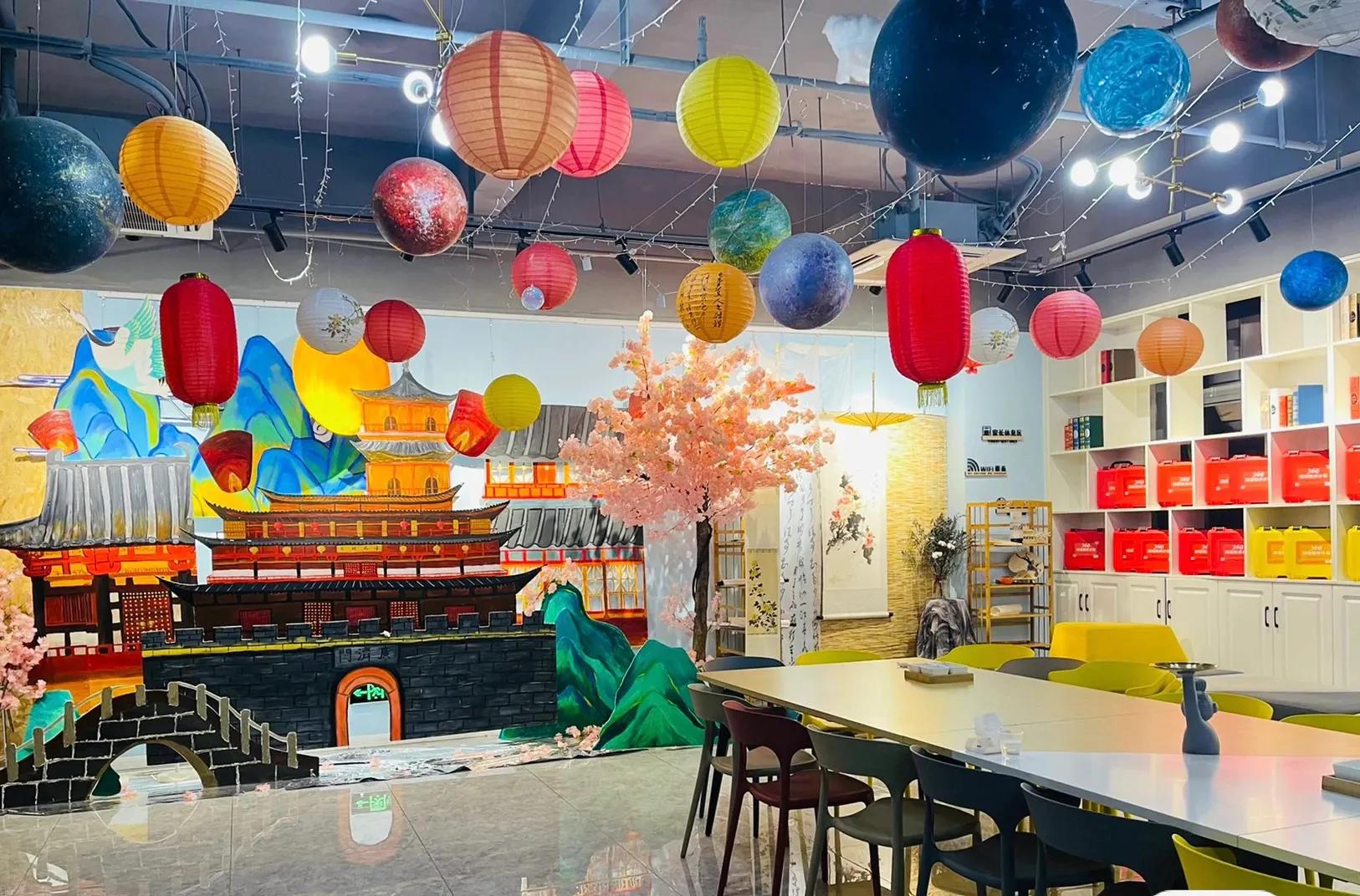 如何选择小而精的少儿美术机构