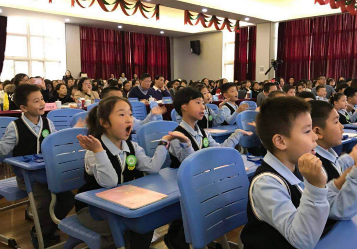 中小学生调查问卷内容“太露骨”，引家长强烈不满，官方致歉回应