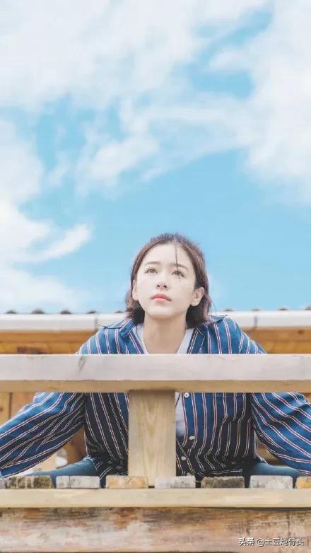 明星壁纸阚清子