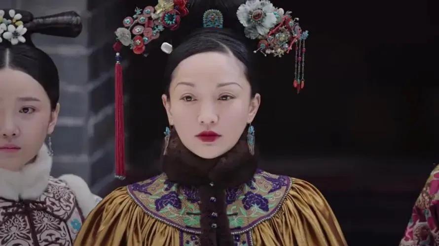 青樱的与四阿哥的相识，相知相爱相守，最后青樱去世