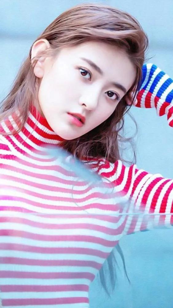 毛晓彤，赵露思，梁洁和胡意旋，谁最甜美