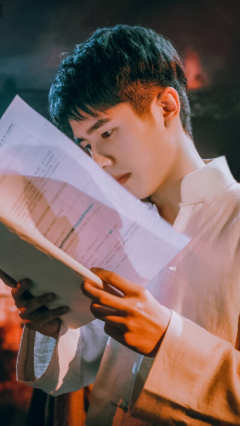 为赈灾低调捐款一百万，走红后回学校沉淀演技，未来可期刘昊然