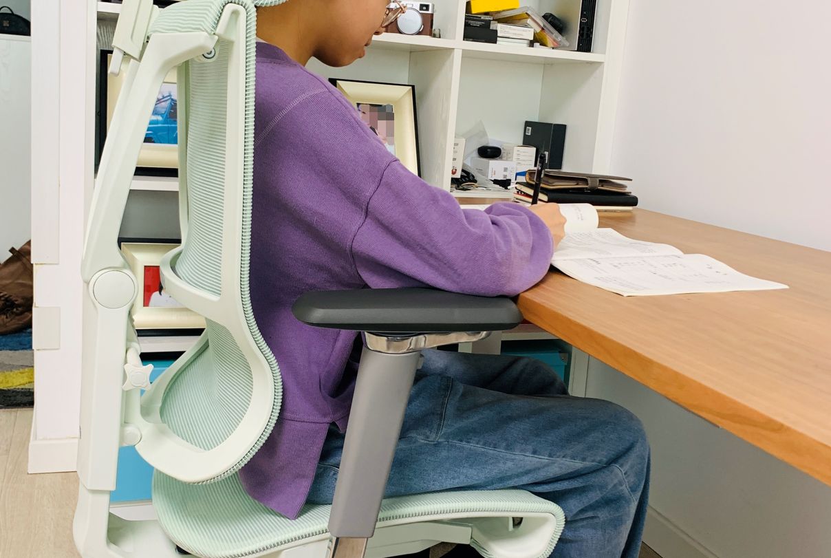 青少年入学礼，成长关键曲——达宝利D6人体工学椅开箱体验