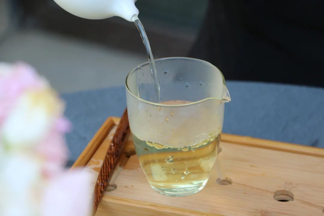 清香型鐵觀音和濃香型鐵觀音有什么區別？哪個更對你胃口？
