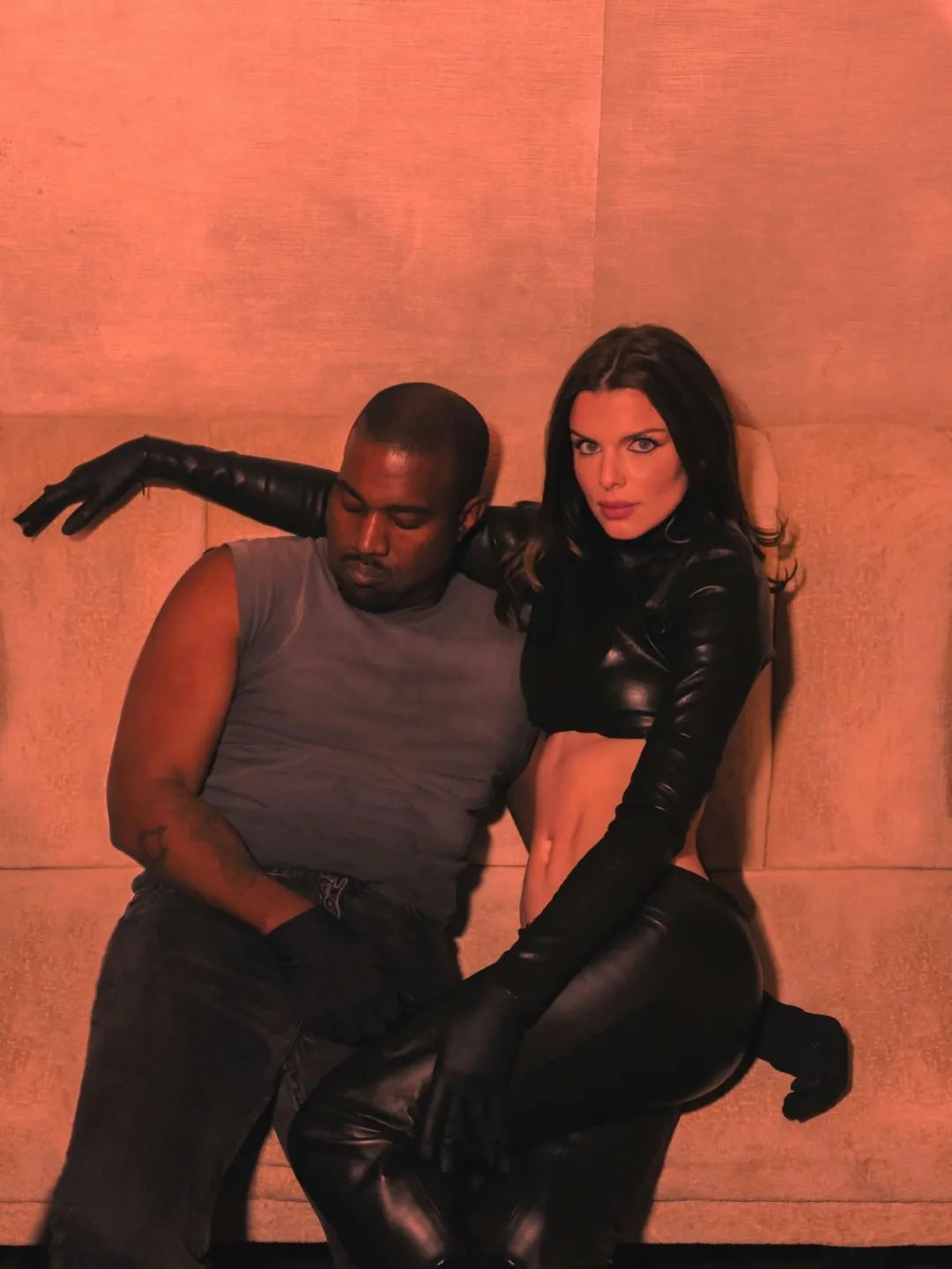 从寂寂无名之辈变身时尚巨星，恭喜娅娅