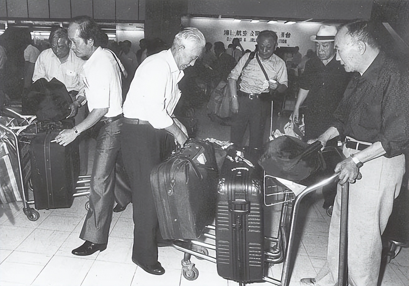 1982年，台湾老人带一盒骨灰到大陆，中央：追认党员葬在八宝山