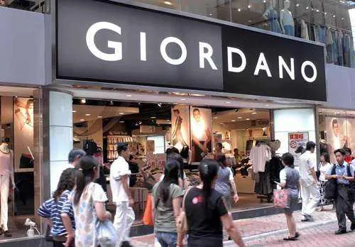 关店求生,卖停车场续命!曾干掉优衣库的韩装霸主,为何一夜失宠