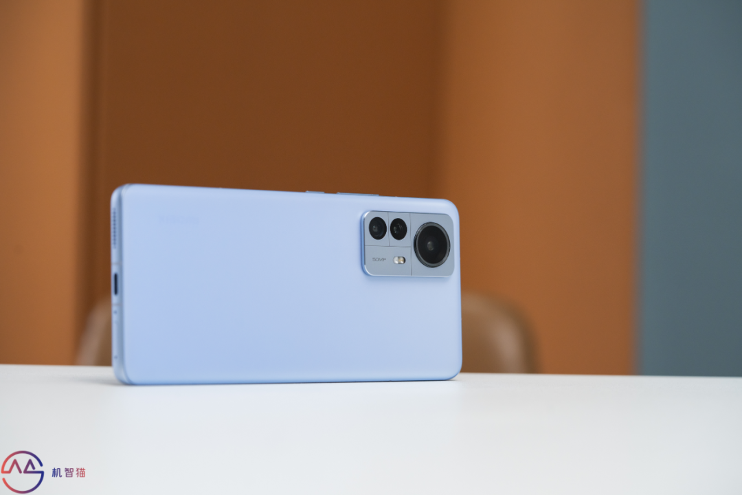 小米12 Pro天玑版：玩原神超大核敢摸鱼的手机，我还是第一次见