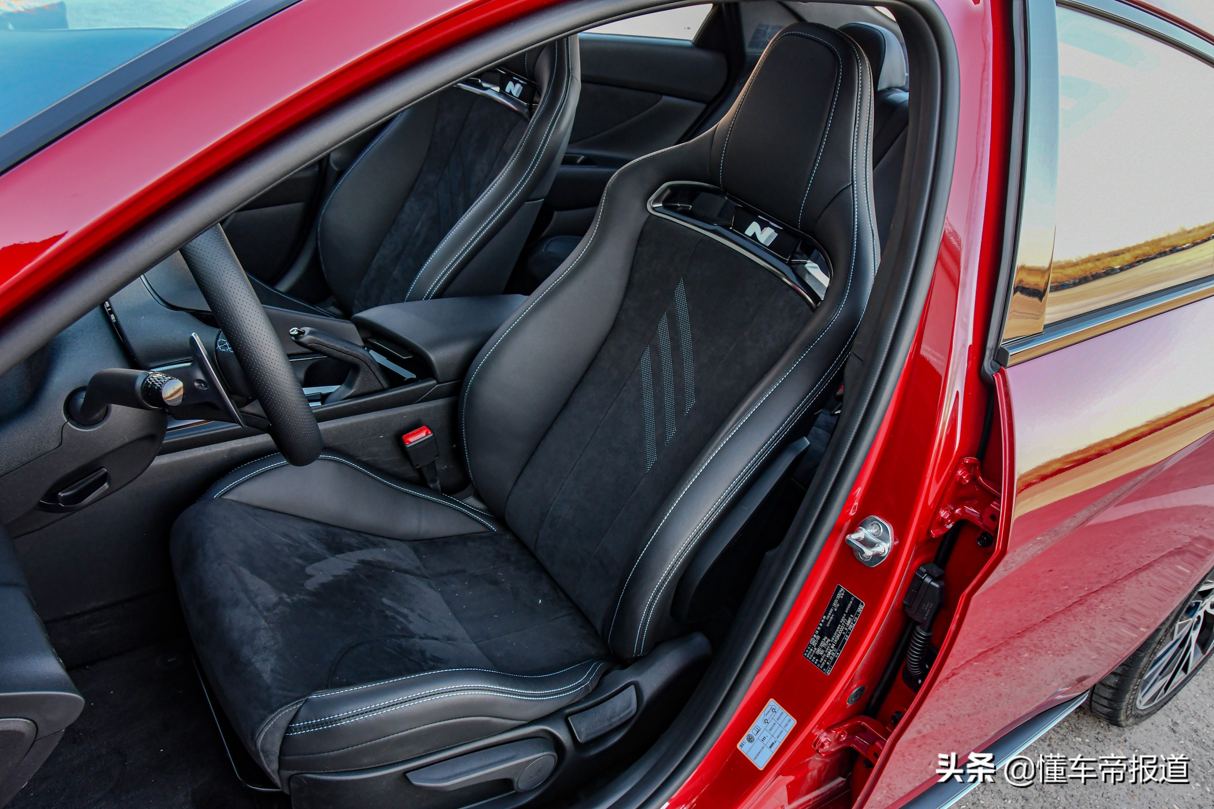 试驾｜激发最原始驾控欲望，用伊兰特N征服赛道是种什么体验？