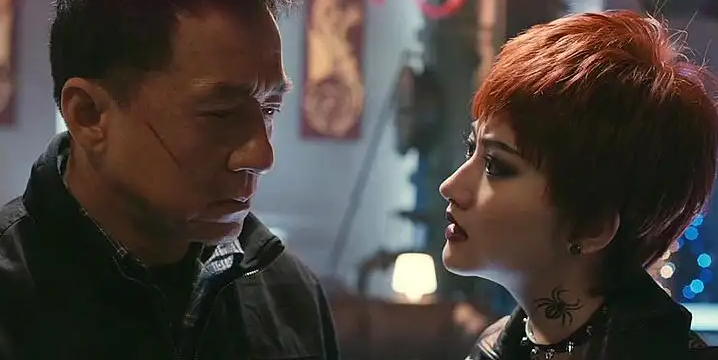 北景甜南奕欢：一个资源拿到手软，一个沉沦网大，今差距一目了然