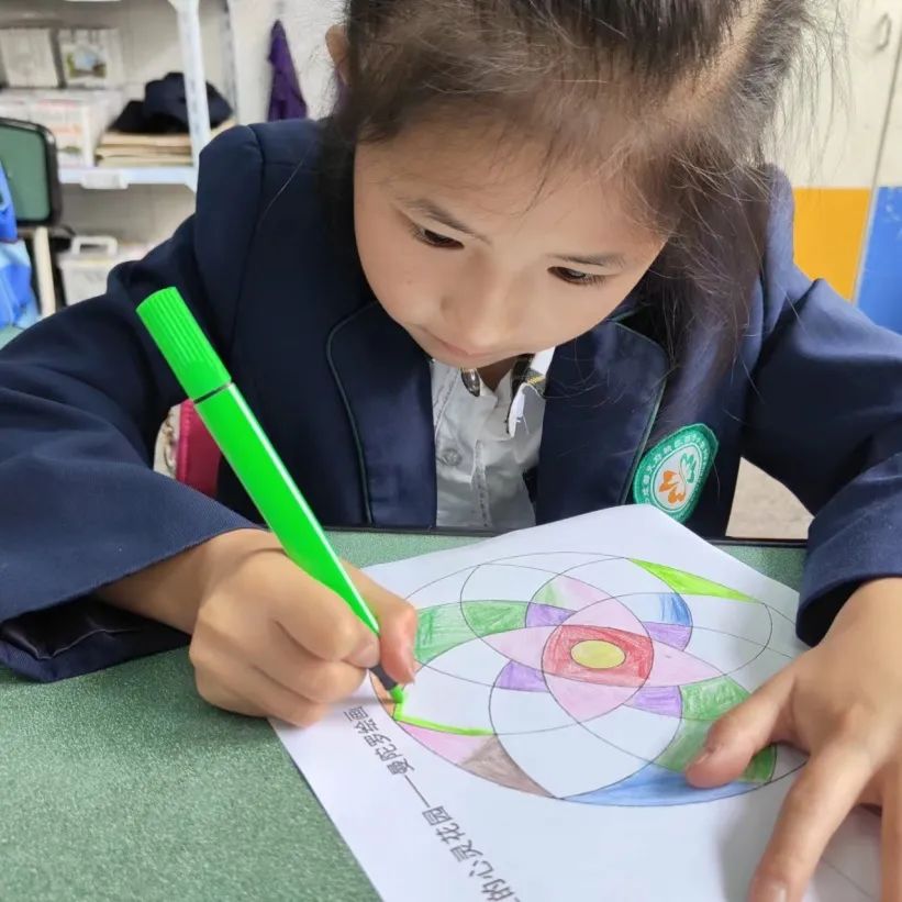 心育未来 静待花开——南湖小学（含北区）心理健康教育工作掠影