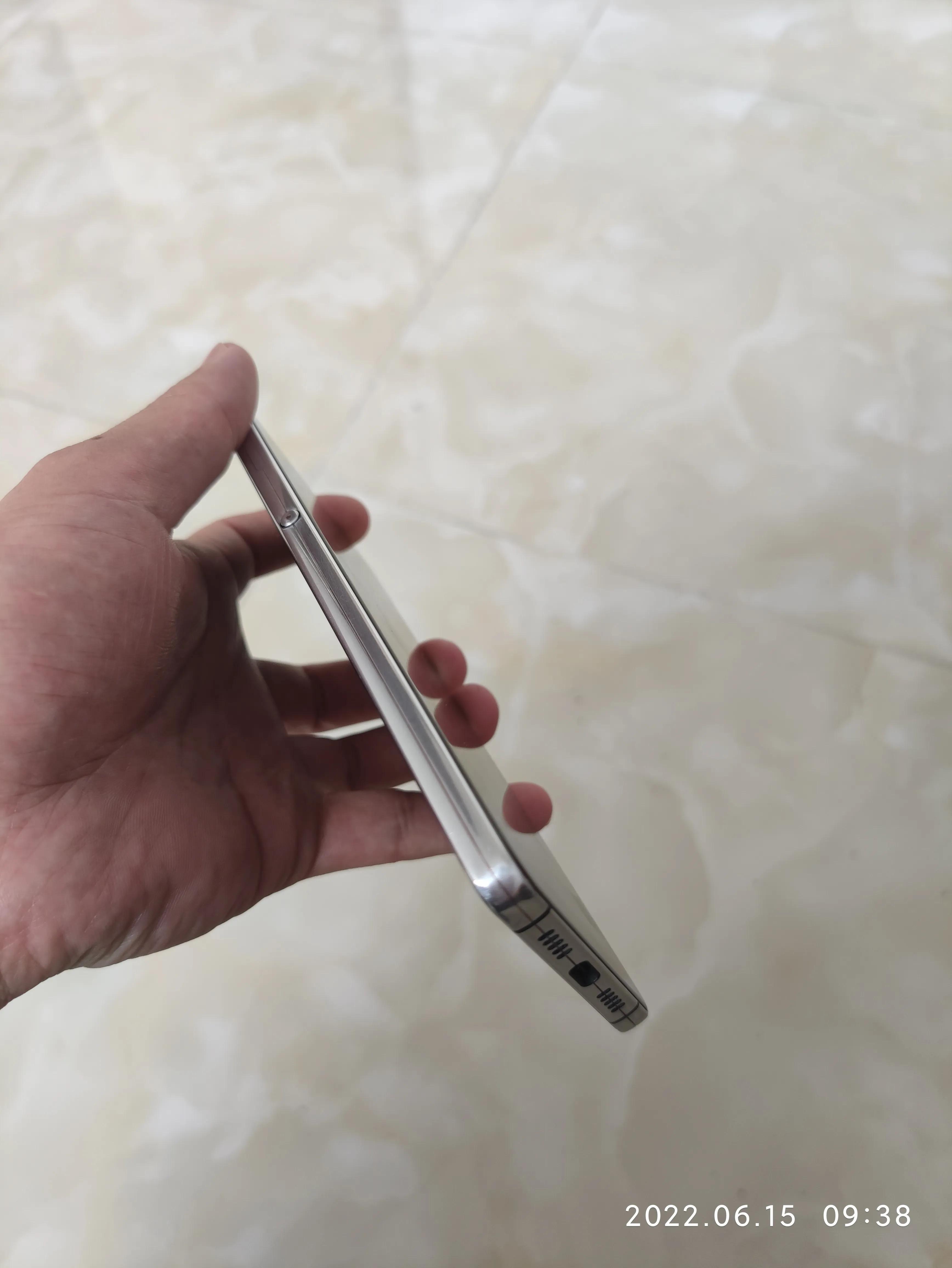 来看看苹果母公司几年前的产品