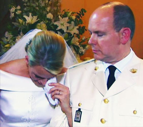 欧洲最美王妃破烂人生：丈夫私生子成群结队，她逃婚三次仍被追回