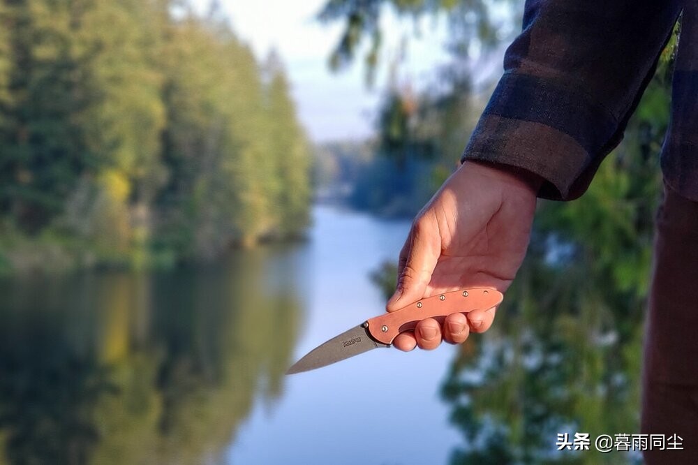 背包客、徒步旅行如何选择户外刀具，教会你鉴别刀钢的类型与特性
