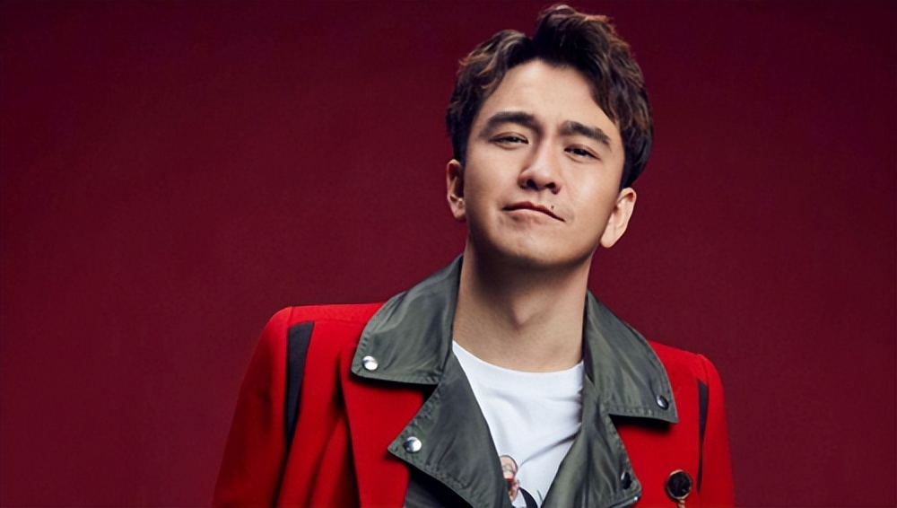 从娱乐新闻到社会新闻，这4位明星的赢家跨界通吃，3位崩了牙