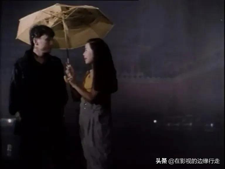 《摇滚青年》，其实是一个跳霹雳舞的青年，不过他的态度很摇滚