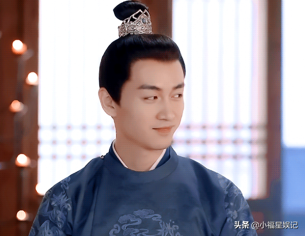 盘点“歪嘴杀”的13位明星，个个惊艳到糖分超标，帅到心坎里了