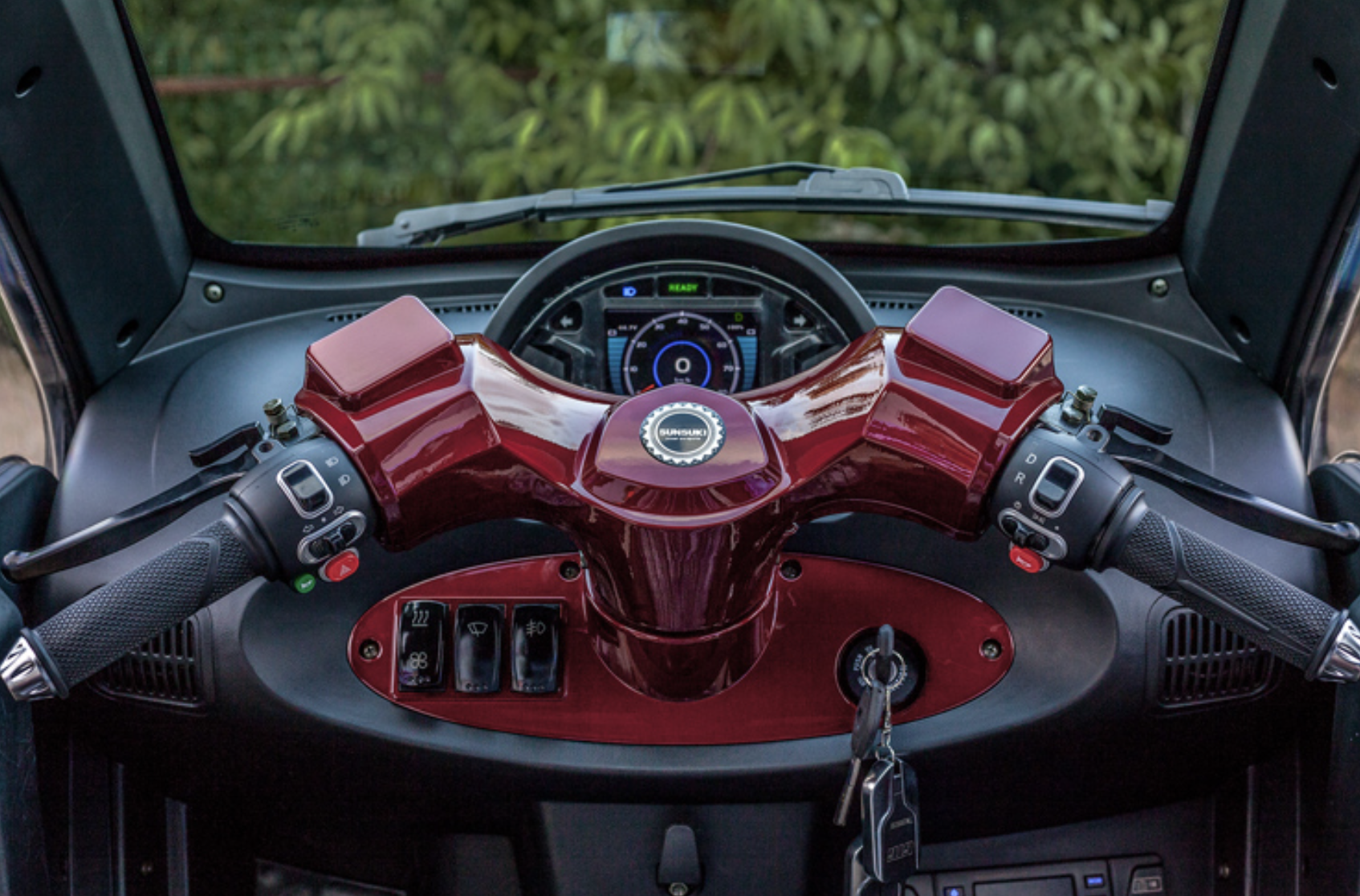 阳光铃木三轮车测评:搭载1200w电机,可太阳能充电,续航达200km - 114