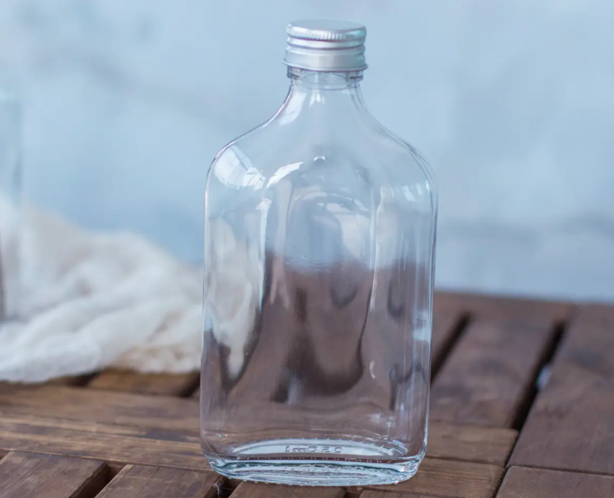 �о����֣�����ƿ�����4��������ƿ��Σ���������ͽ����������