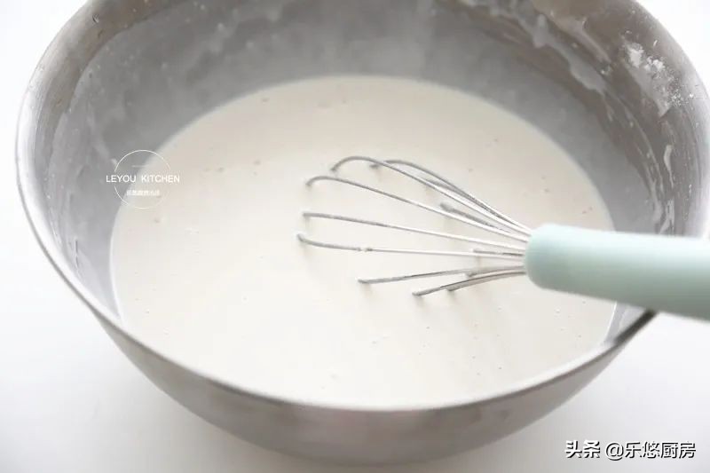 懒人米糕做法，香甜绵软，搅一搅面糊就能蒸，注意一点，轻松脱模