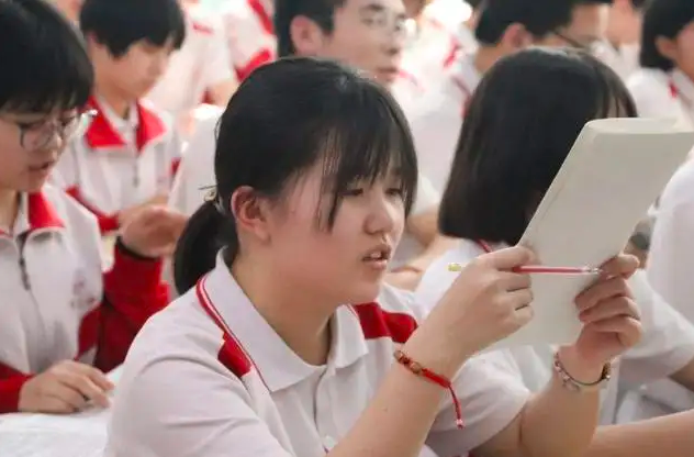 2022年高考预估人数出炉，河南稳居榜首，东三省不升反降令人意外