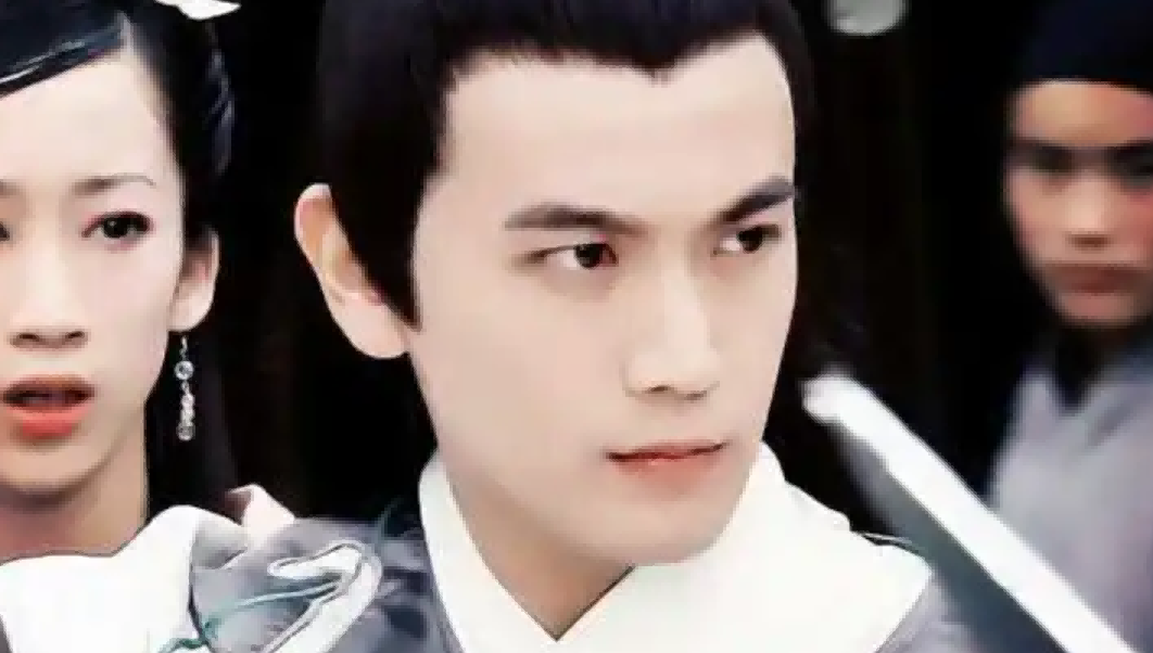 “含胸驼背”别硬演古偶，所谓“玉面小郎君”，还得看这9位明星