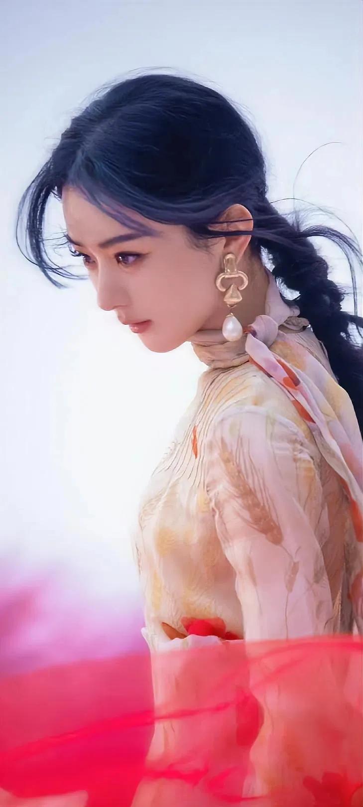 明星赵丽颖系列壁纸｜你所看到的惊艳，都曾被平庸所历练