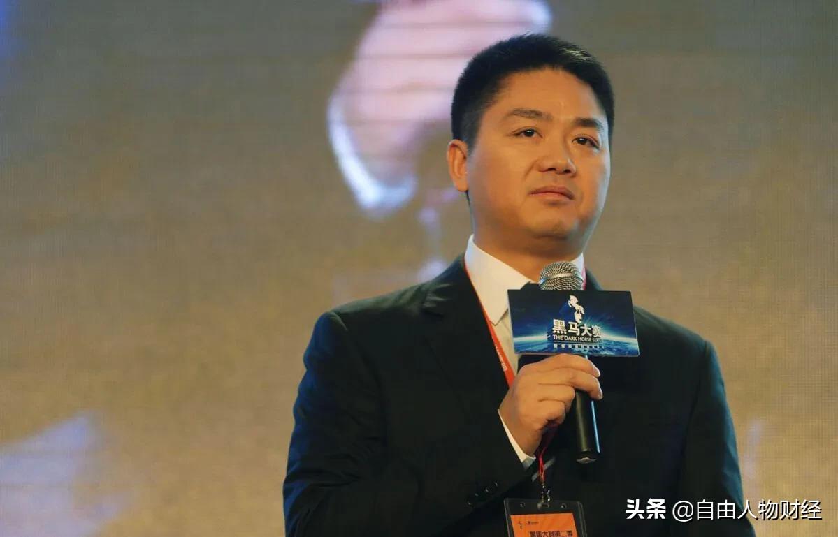 娶自己学生为妻，后因超生无奈下海经商，如今儿子成新疆首富