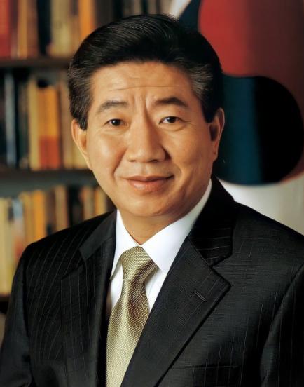 盘点韩国历届总统,朴正熙遇刺身亡,他女儿坐牢时间超过执政时间