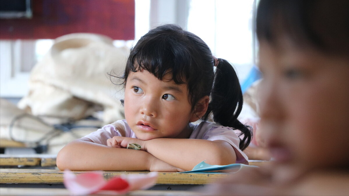 四川“寒门女孩”张心语，高考693分上清华：母亲蹬三轮供她上学