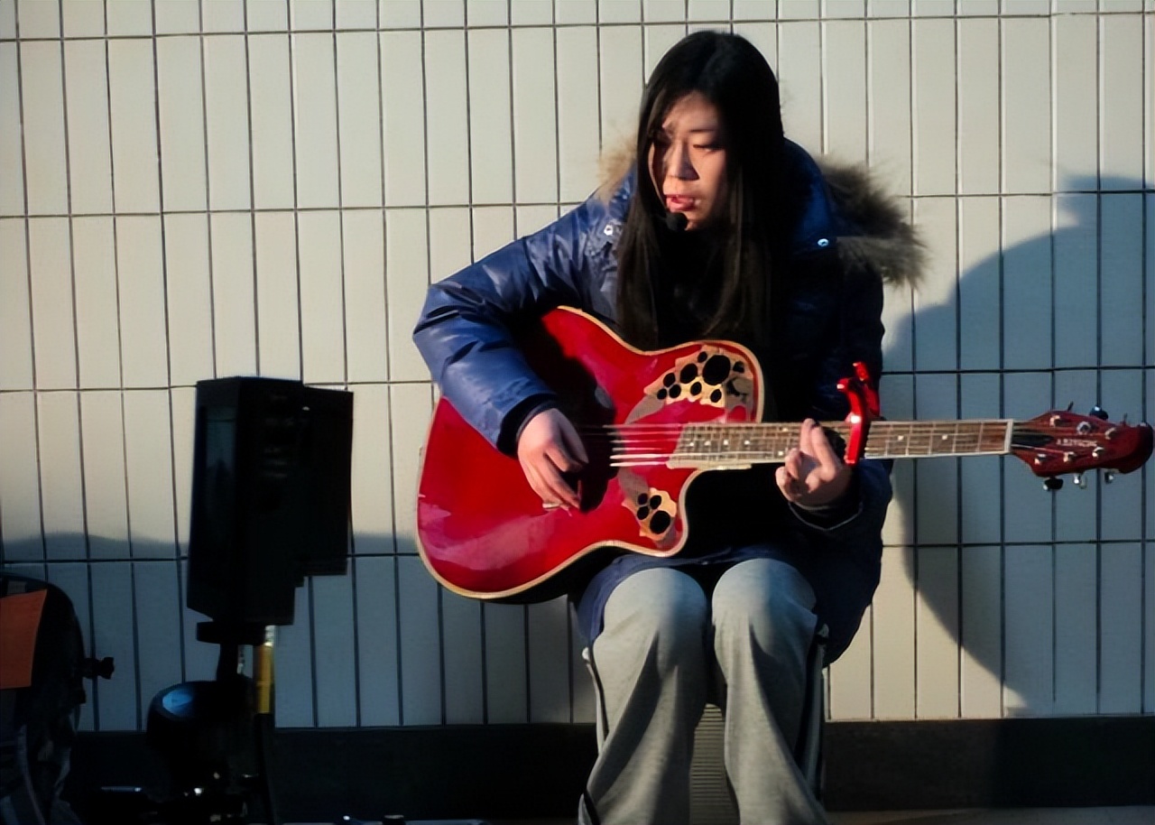 11年前凭春晚走红,发誓要做第二个董明珠的