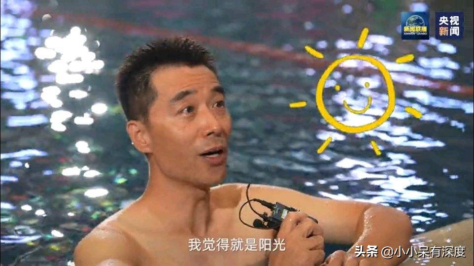 央视国脸郭志坚近况，他隐藏多年的妻子曝光，儿子也是一位帅小伙