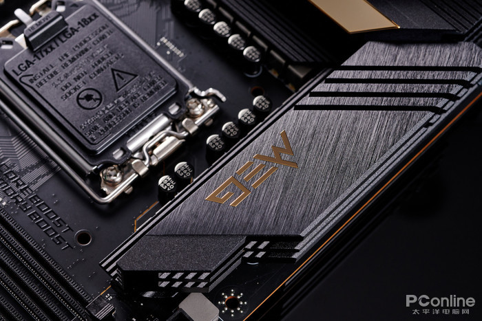 微星MEG Z690 ACE主板评测：规格全面升级的黑金战神