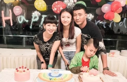 和刘烨拍床戏,迷倒吴京张涵予,这个男星凭什么能“男女通吃”?
