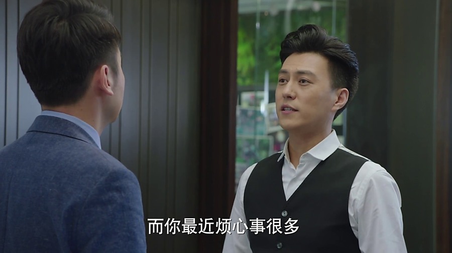 《我的前半生》：看懂唐晶对老金的警告，就能懂她不嫁贺涵的真相