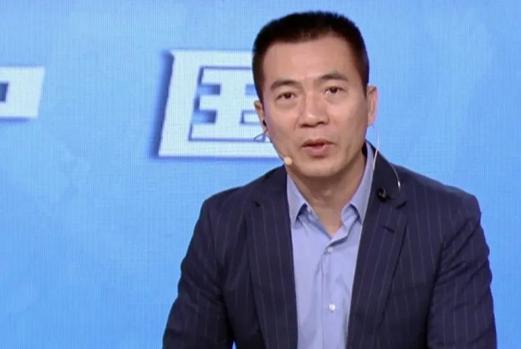2008年，陆幽因宫外孕传闻将黄健翔告上法庭：他是我一生的被告