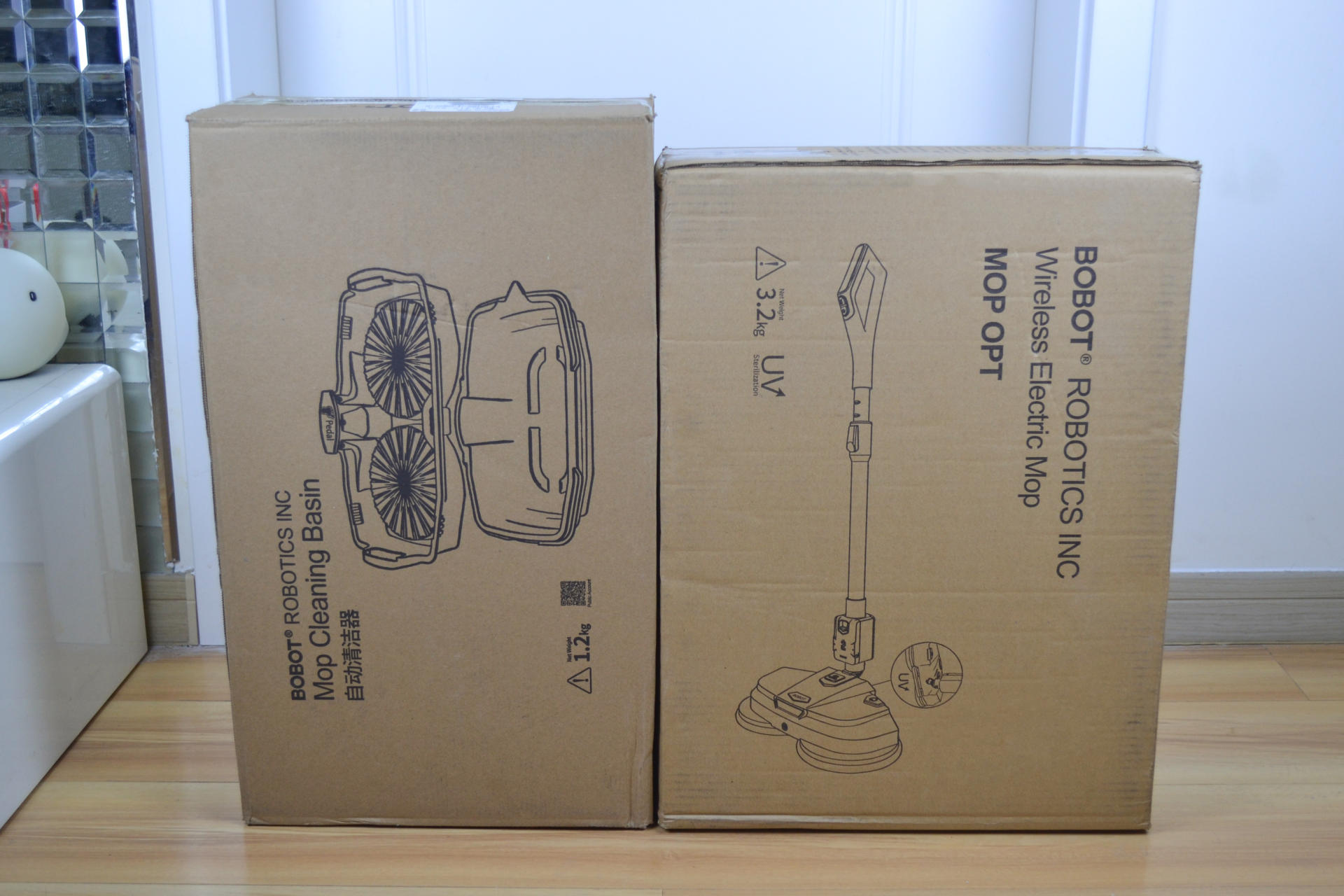 居家清洁 试试这款BOBOT扫拖一体机