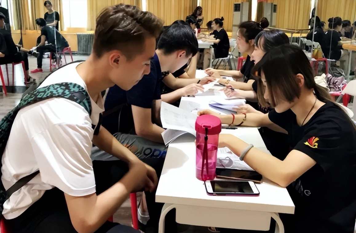 上海有5所大学害人不浅，校名看似高大上，但学历却得不到认可