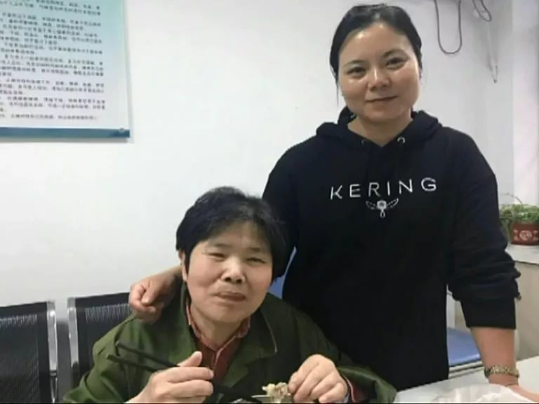 爸爸牺牲10年妈妈瞒了10年，10岁扬州小学生去了爸爸牺牲的地方